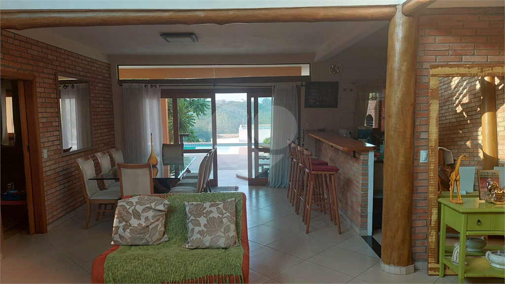 Casa à venda e aluguel com 5 quartos, 350m² - Foto 3