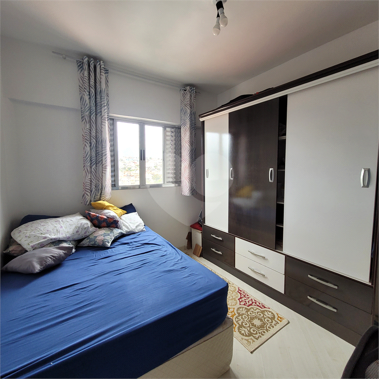 Apartamento à venda com 3 quartos, 98m² - Foto 4