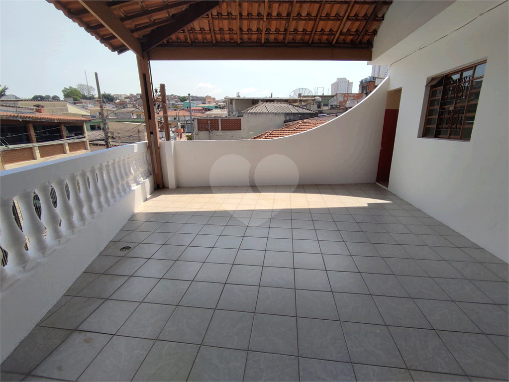Sobrado de 3 quartos a venda na Cachoerinha.