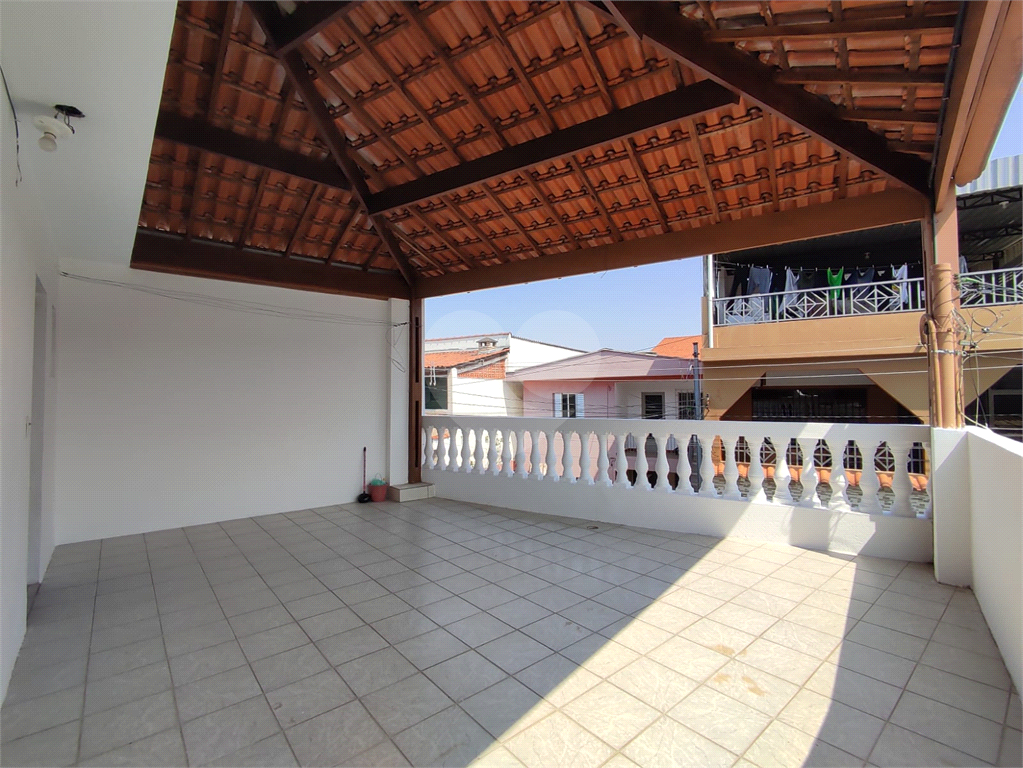 Sobrado de 3 quartos a venda na Cachoerinha.