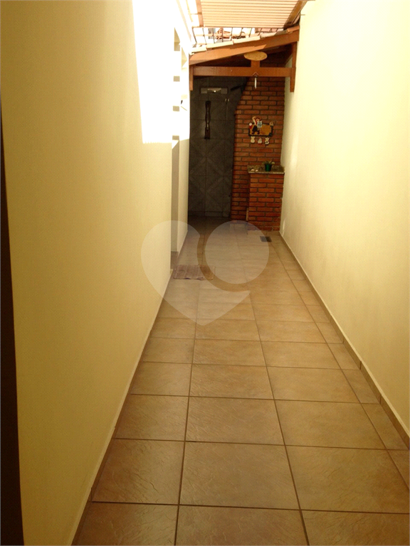 Sobrado de 3 quartos a venda na Cachoerinha.