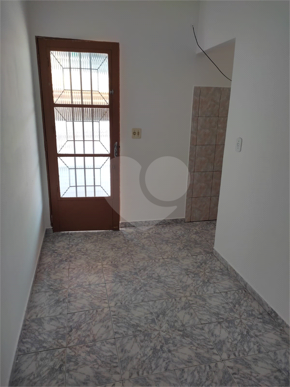 Sobrado de 3 quartos a venda na Cachoerinha.