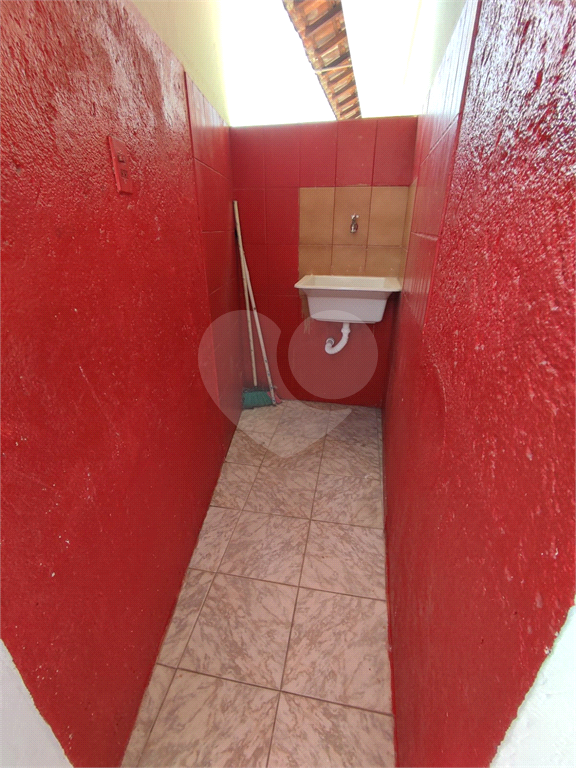 Sobrado de 3 quartos a venda na Cachoerinha.