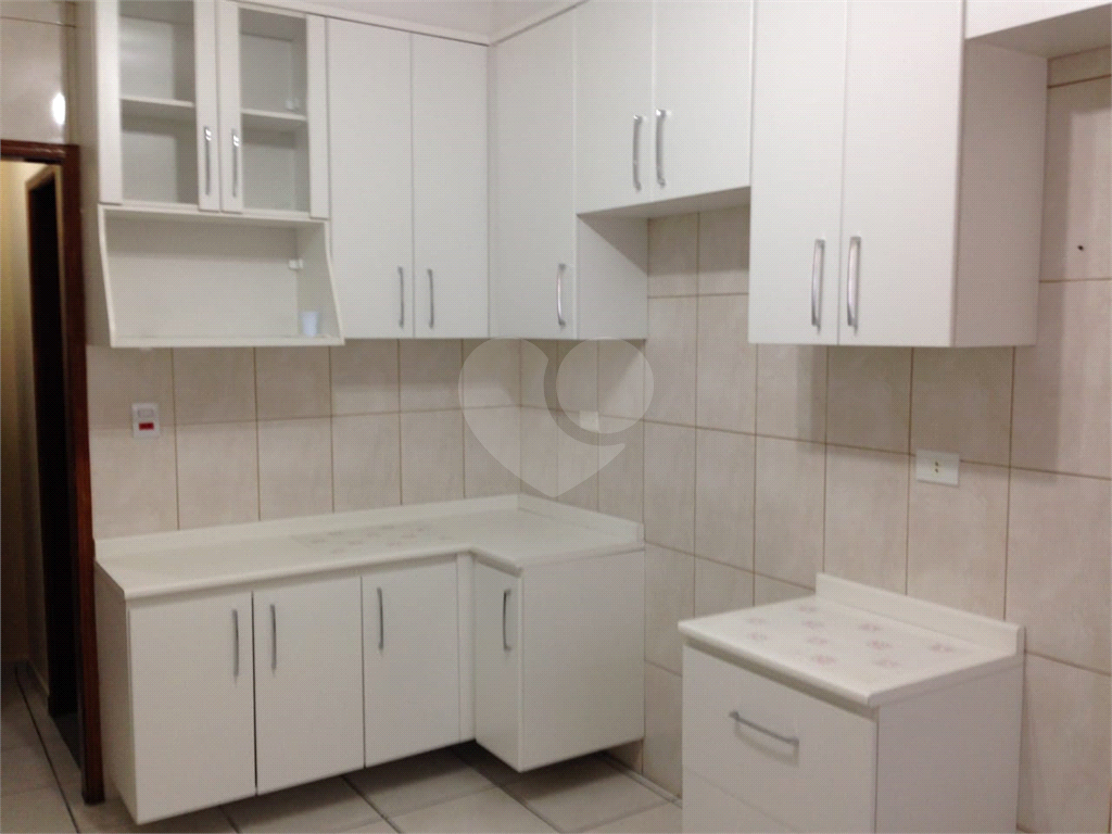 Sobrado de 3 quartos a venda na Cachoerinha.