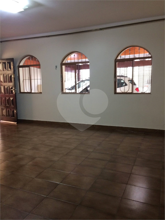 Sobrado de 3 quartos a venda na Cachoerinha.