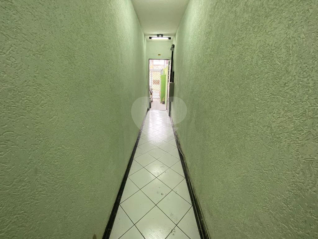 Prédio comercial com 242m² de área útil no bairro do Limão.