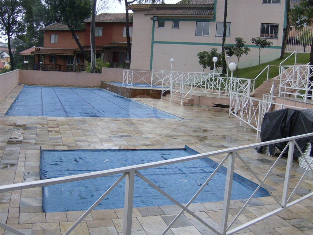 SOBRADO em JARAGUÁ