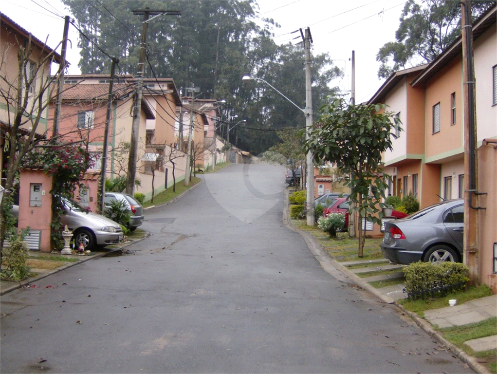 SOBRADO em JARAGUÁ