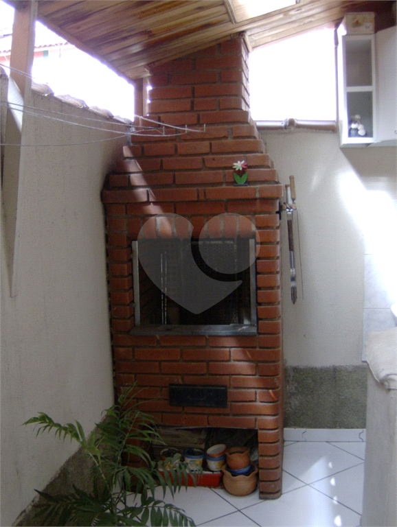 SOBRADO em JARAGUÁ