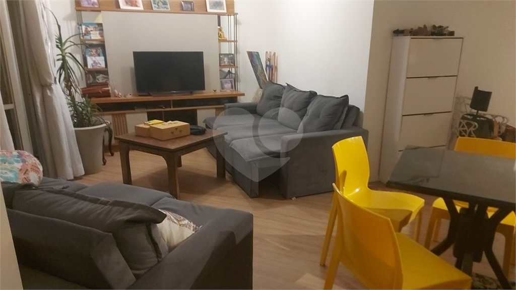 Apartamento à venda com 3 quartos, 80m² - Foto 12