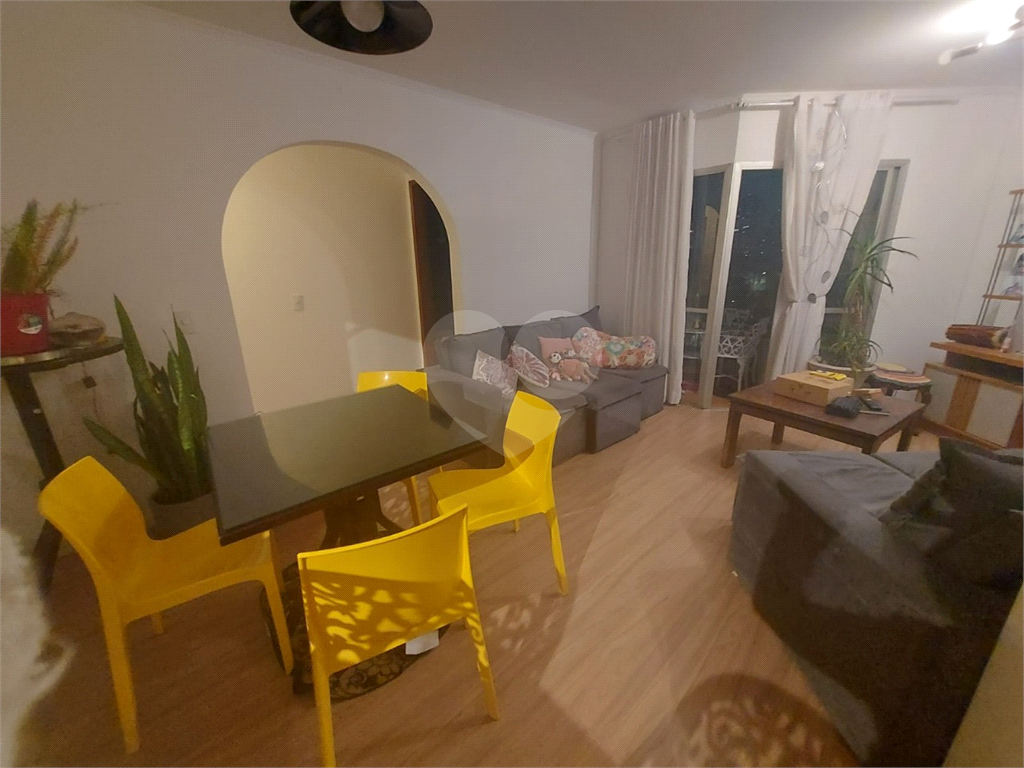 Apartamento à venda com 3 quartos, 80m² - Foto 7