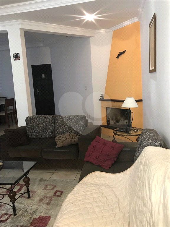 Casa à venda com 3 quartos, 223m² - Foto 27