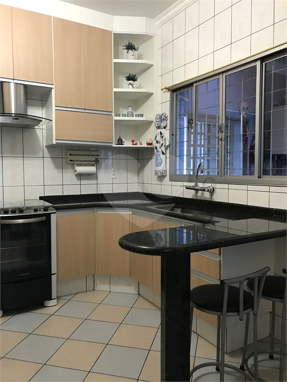 Casa à venda com 3 quartos, 223m² - Foto 37