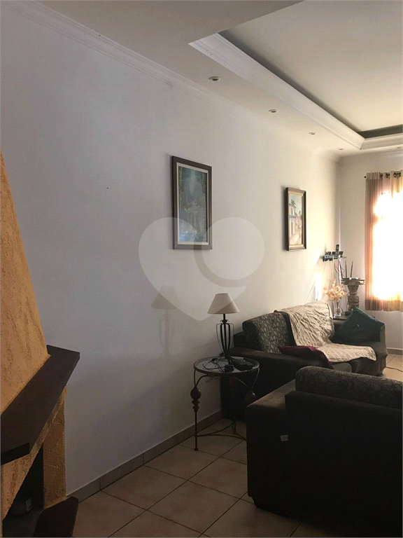 Casa à venda com 3 quartos, 223m² - Foto 6