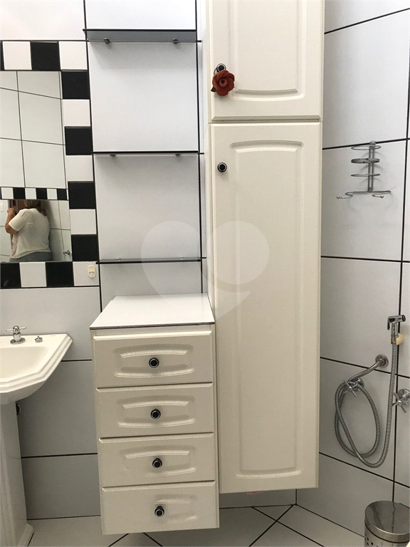 Casa à venda com 3 quartos, 223m² - Foto 14