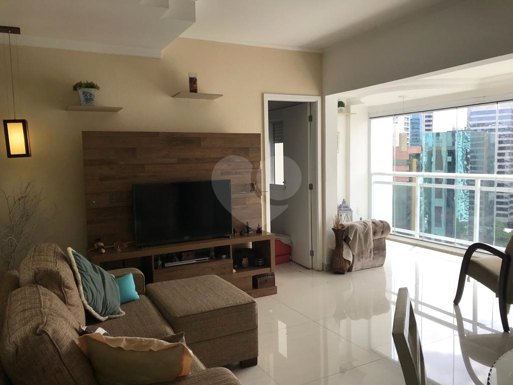 APARTAMENTO BROOKLIN - 1 SUÍTE - 1 VAGA - CONDOMÍNIO CLUBE