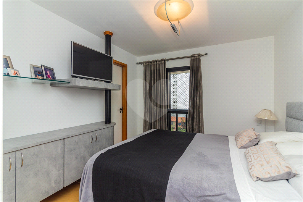 Apartamento no Alto da Lapa 

