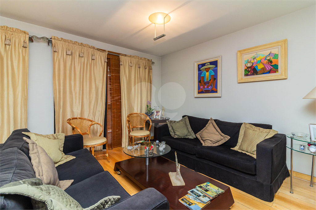 Apartamento no Alto da Lapa 
