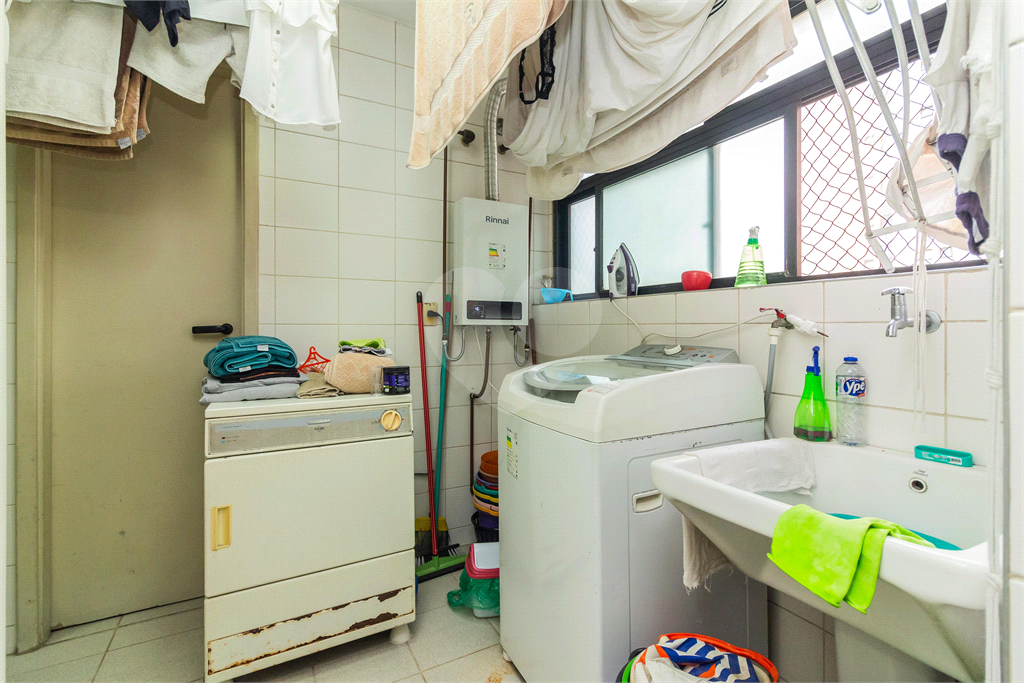 Apartamento no Alto da Lapa 
