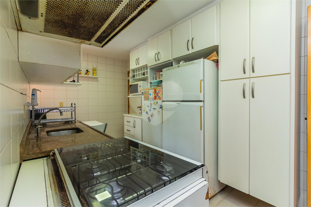 Apartamento no Alto da Lapa 
