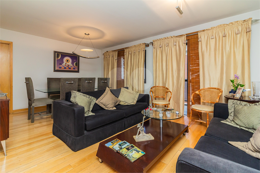 Apartamento no Alto da Lapa 
