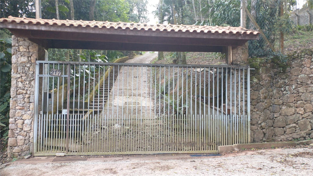 CHÁCARA em SERRA DA CANTAREIRA