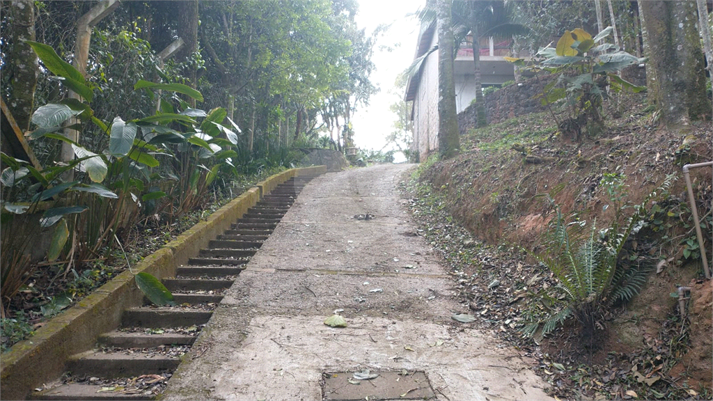 CHÁCARA em SERRA DA CANTAREIRA