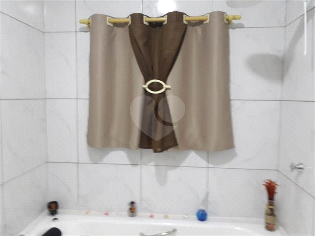 AMPLA CHACARA COM ISCINA