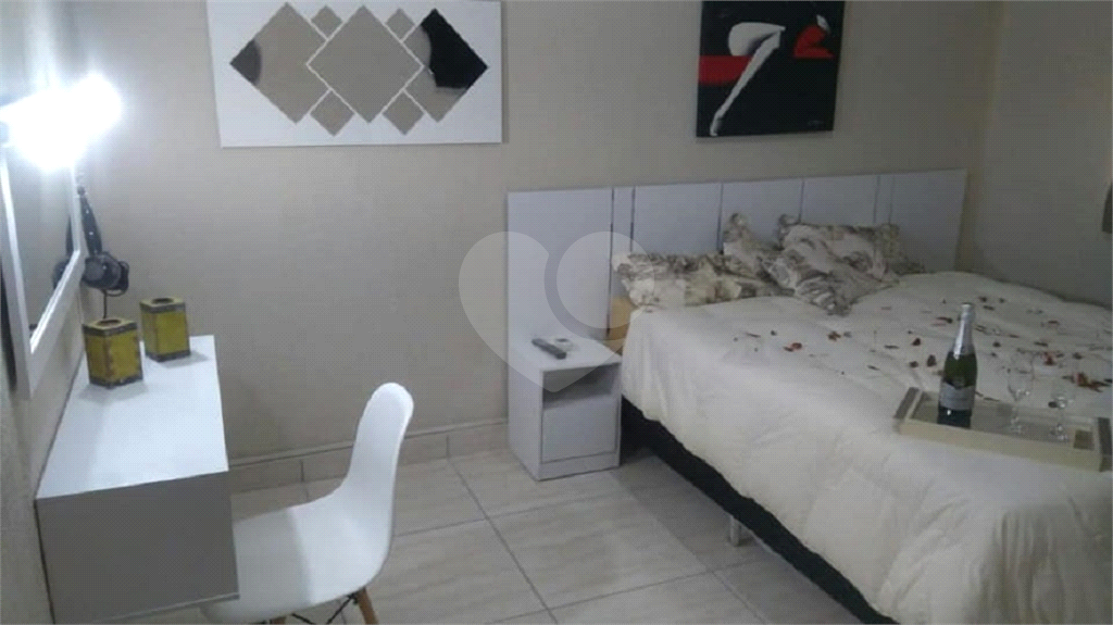 AMPLA CHACARA COM ISCINA