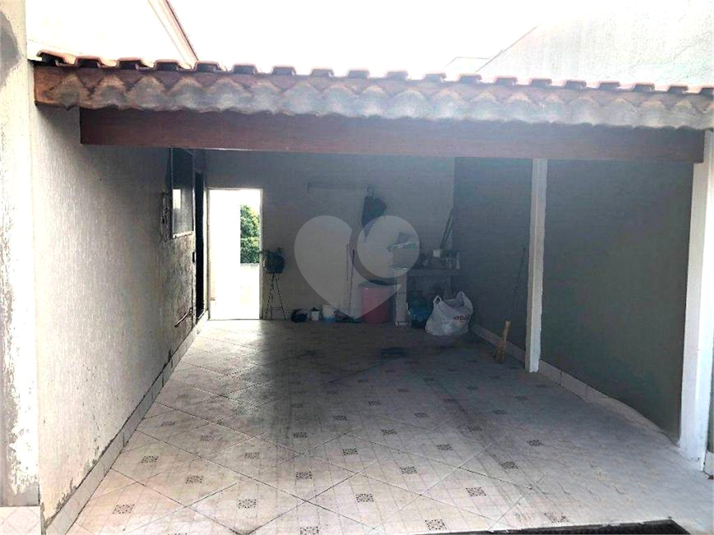 Casa à venda com 3 quartos, 218m² - Foto 12