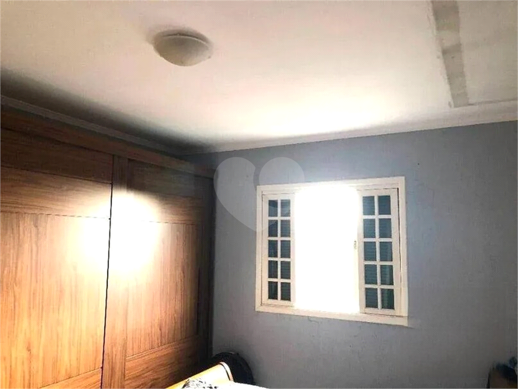 Casa à venda com 3 quartos, 218m² - Foto 18