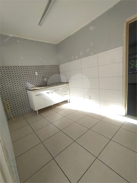 Sobrado à venda com 2 quartos, 86m² - Foto 12