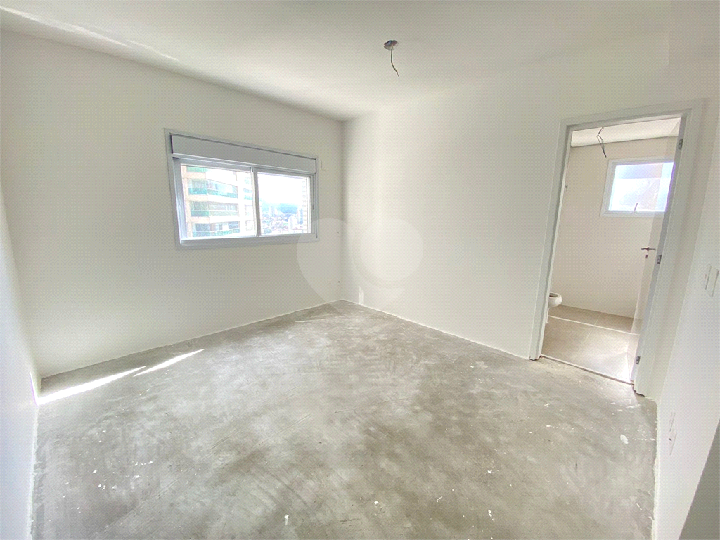 Apartamento a venda com 4 quartos em Santana
