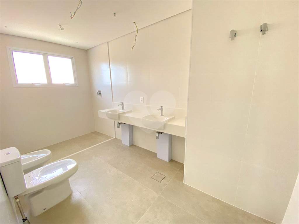 Apartamento a venda com 4 quartos em Santana