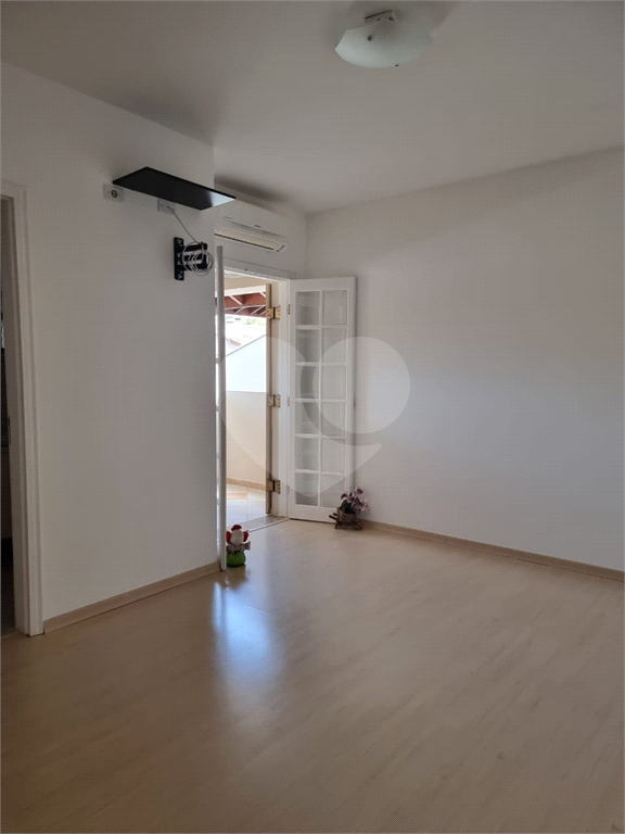 Casa de Condomínio para alugar com 3 quartos, 180m² - Foto 11