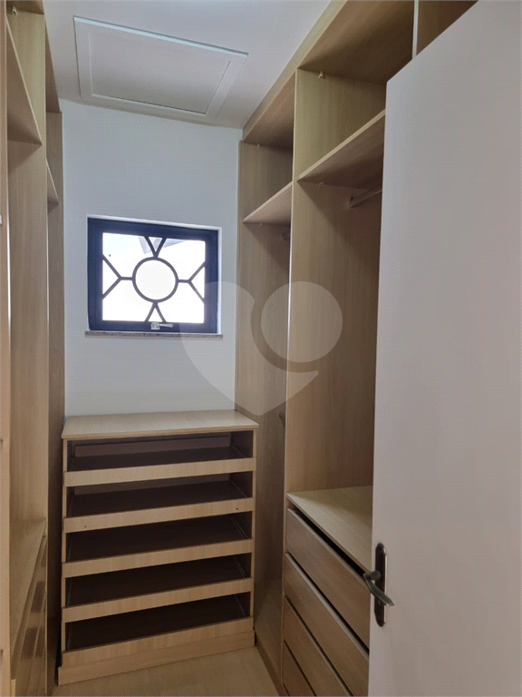 Casa de Condomínio para alugar com 3 quartos, 180m² - Foto 10