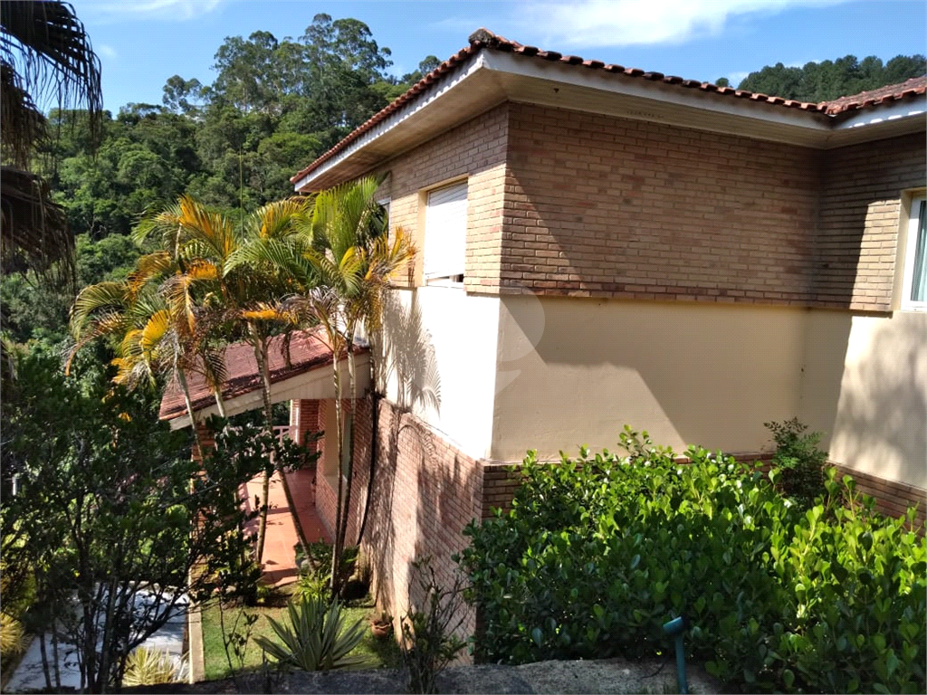 Casa de Condomínio à venda com 4 quartos, 334m² - Foto 10