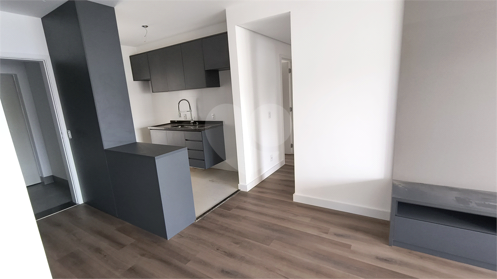 Apartamento Garden à Venda Village de France | 144m² | 2 Suítes | Ampla Varanda