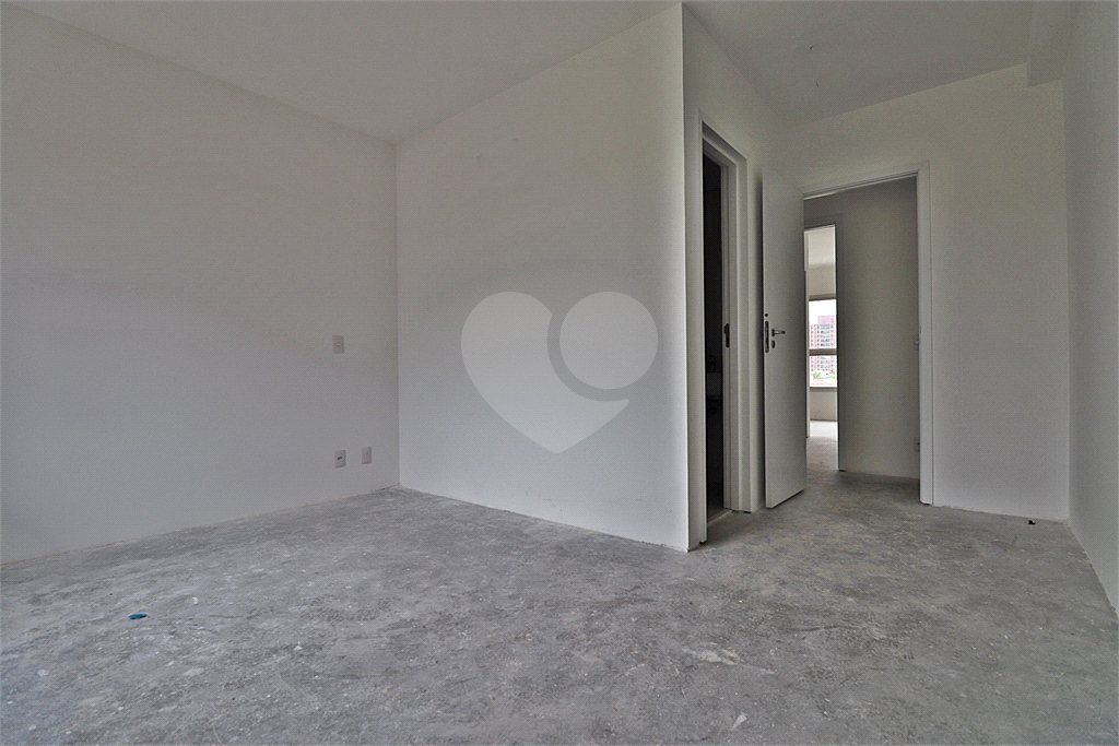 Apartamento à venda com 2 quartos, 80m² - Foto 7