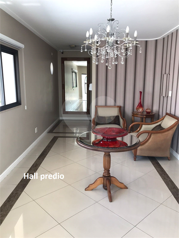 Apartamento à venda com 4 quartos, 268m² - Foto 1