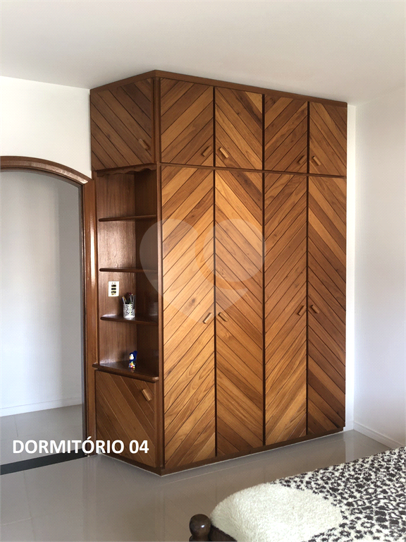 Apartamento à venda com 4 quartos, 268m² - Foto 17