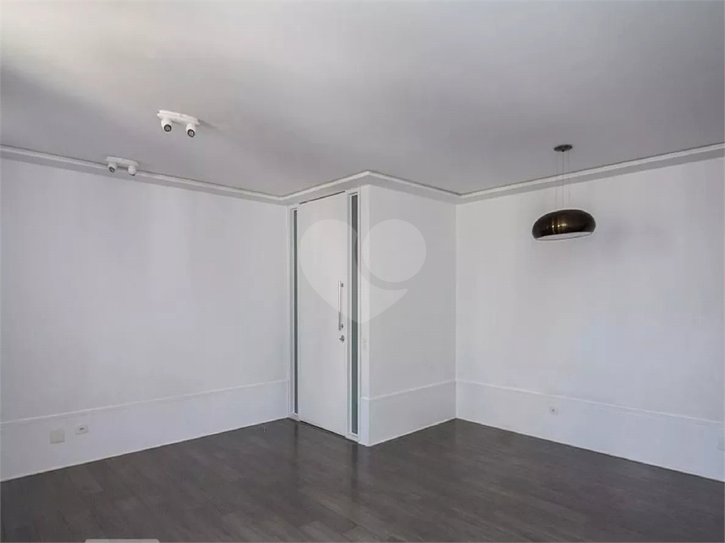 Apartamento de 131 m² em Perdizes
