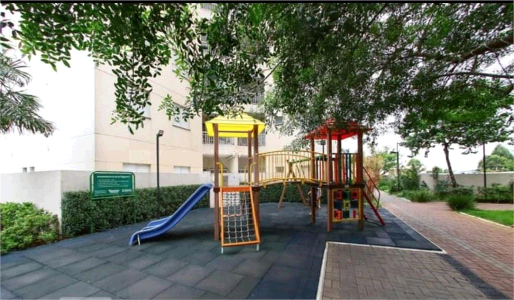 APARTAMENTO em VILA ENDRES