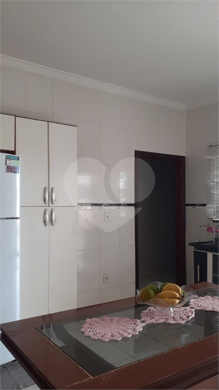 Casa à venda com 3 quartos, 255m² - Foto 15