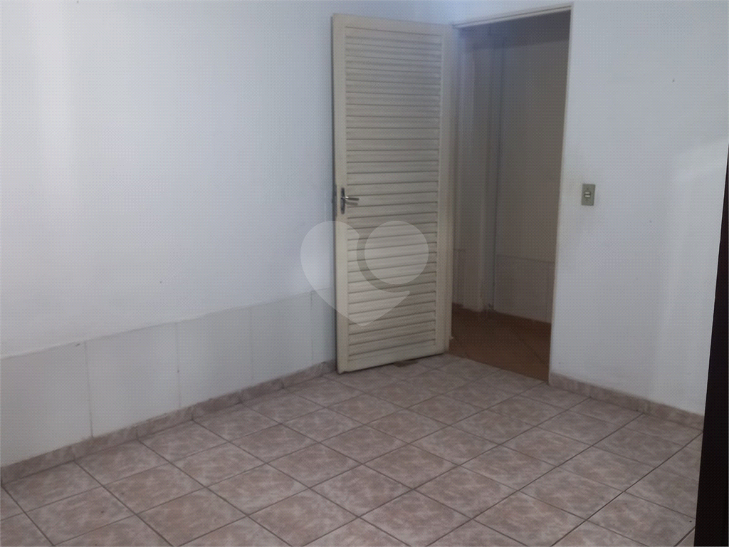 Casa à venda com 3 quartos, 70m² - Foto 10