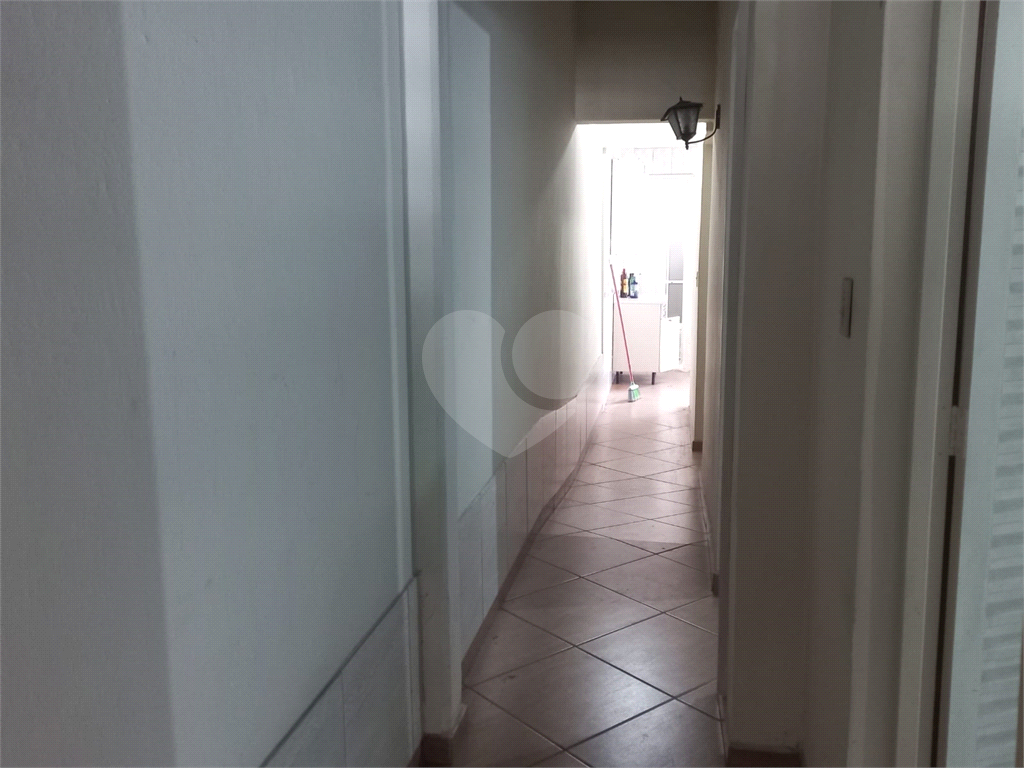 Casa à venda com 3 quartos, 70m² - Foto 8