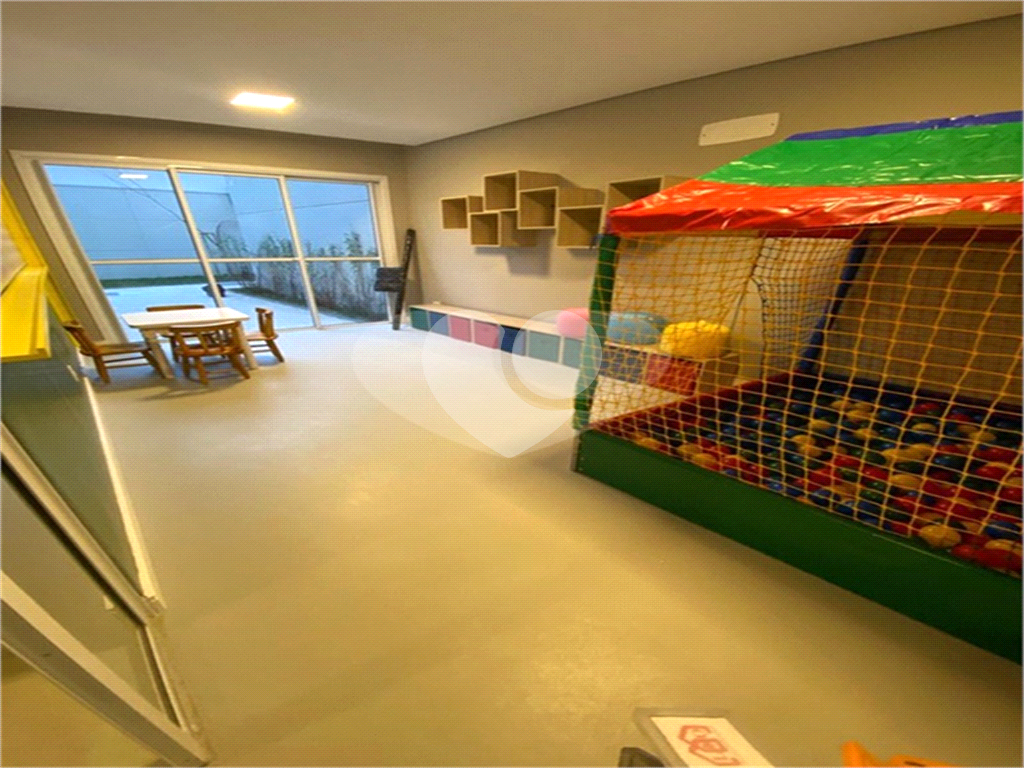 APARTAMENTO em TREMEMBÉ