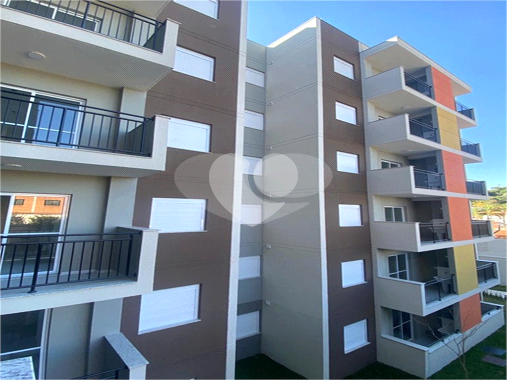 APARTAMENTO em TREMEMBÉ