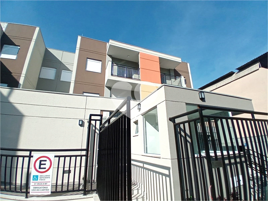 APARTAMENTO em TREMEMBÉ