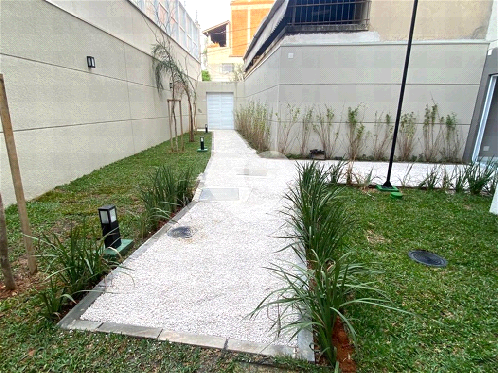 APARTAMENTO em TREMEMBÉ